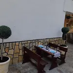 къща томови,стаи за гости Гостевой дом 4*