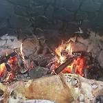 къща томови,стаи за гости Гостевой дом Девин