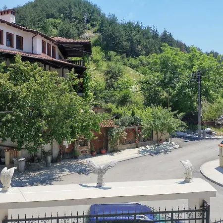 Pensión къща томови,стаи за гости Devin