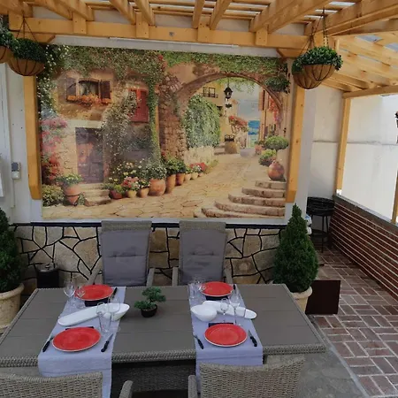 Guest house къща томови,стаи за гости *