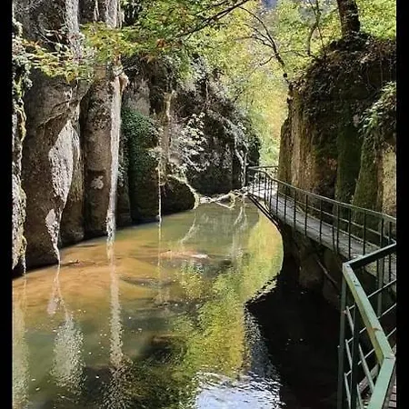 Πανσιόν къща томови,стаи за гости Ντέβιν