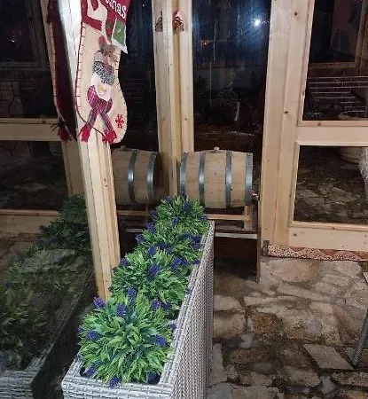 къща томови,стаи за гости 4* Ντέβιν