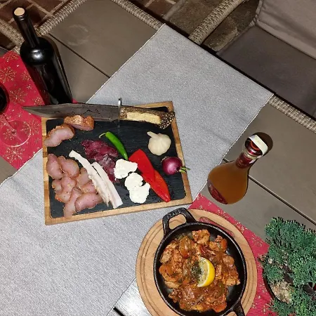 къща томови,стаи за гости Guest house Devin