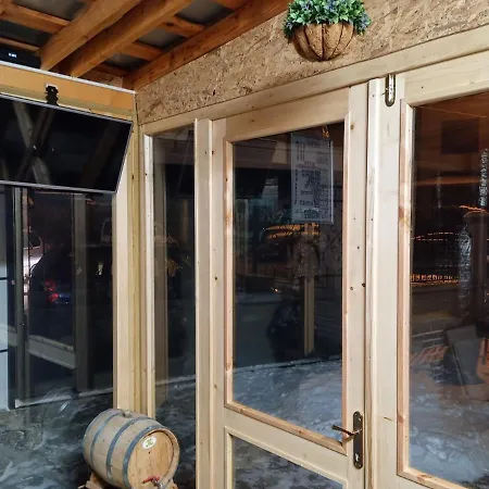 招待所 къща томови,стаи за гости