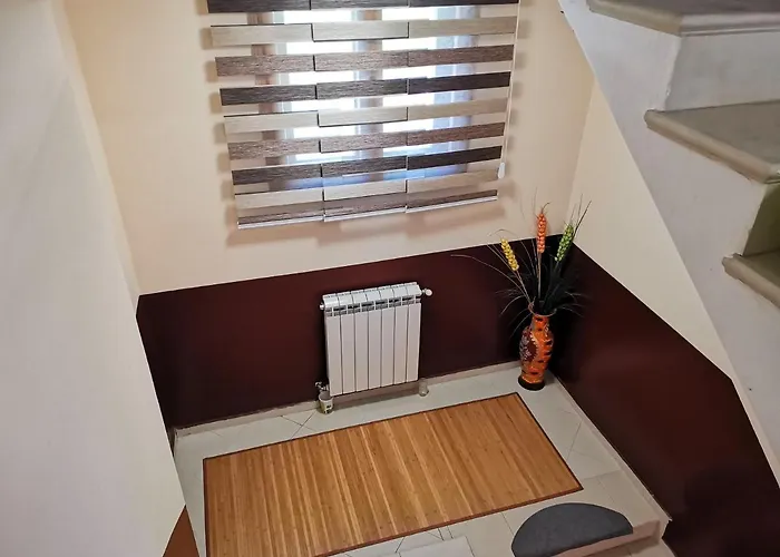 къща томови,стаи за гости 招待所