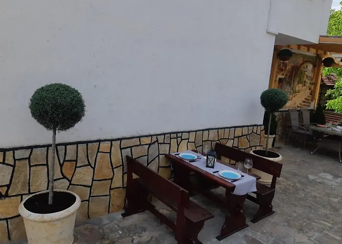 къща томови,стаи за гости 招待所 4*