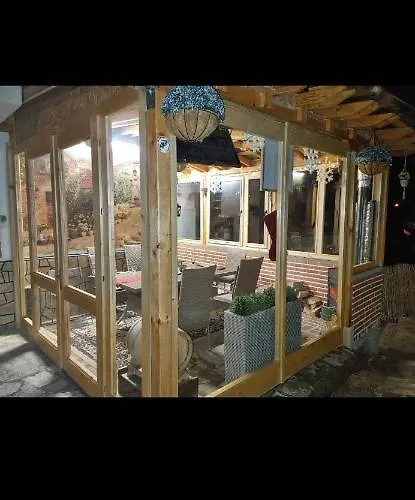 къща томови,стаи за гости 招待所 4*