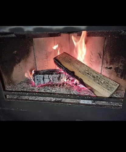 къща томови,стаи за гости 招待所 4*