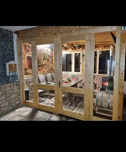 къща томови,стаи за гости Pensión Devin