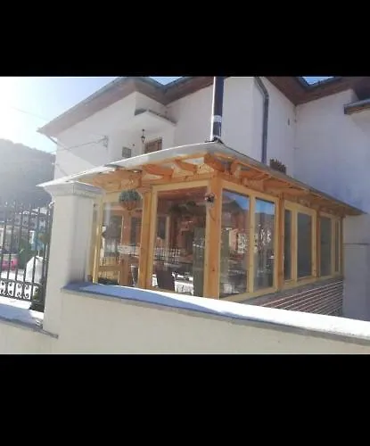 къща томови,стаи за гости 代温