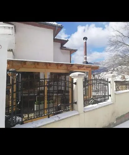 къща томови,стаи за гости 代温