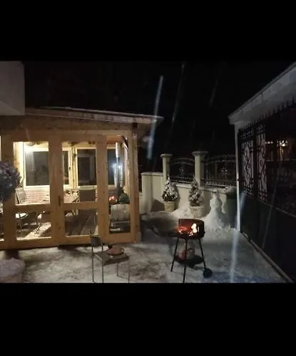 къща томови,стаи за гости Devin