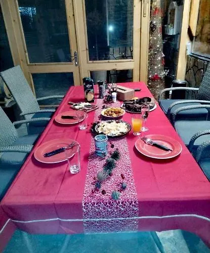 招待所 къща томови,стаи за гости