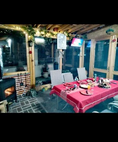 招待所 къща томови,стаи за гости